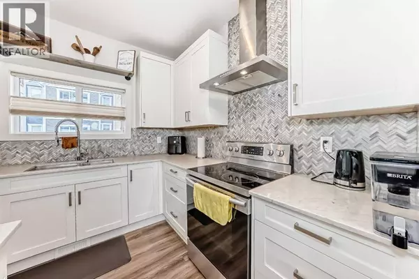 Calgary, AB T3R0Z9,903, 355 Nolancrest Heights NW