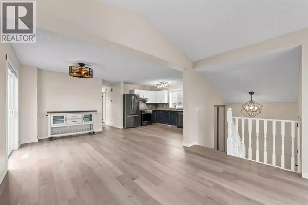 Calgary, AB T1Y7B2,7136 Laguna Way NE