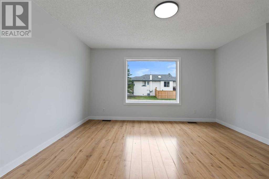 Airdrie, AB T4B2J8,84 Woodside Circle NW
