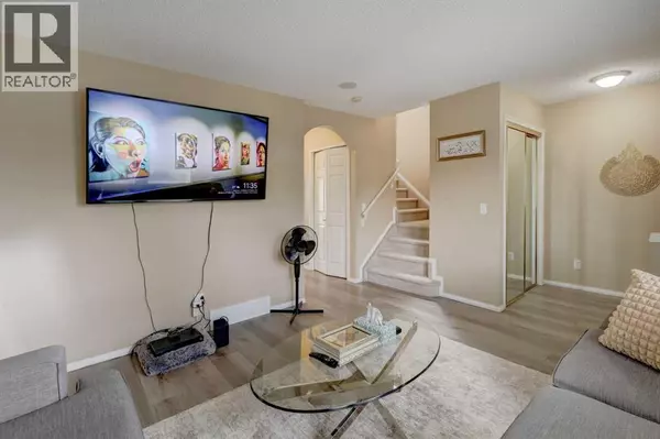 Calgary, AB T3J4T8,22 Tarington Landing NE