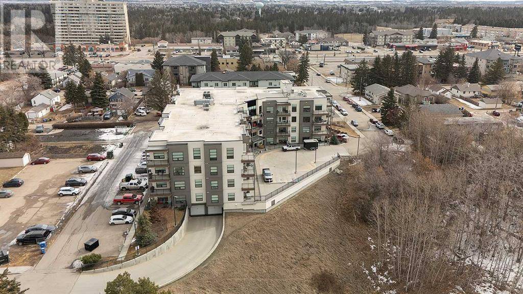 Red Deer, AB T4N0T5,311, 5110 36 Street
