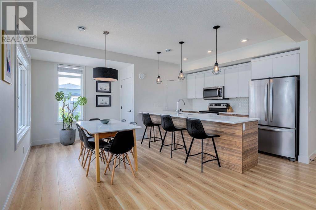 Calgary, AB T3M3A7,21, 230 Seton Passage SE