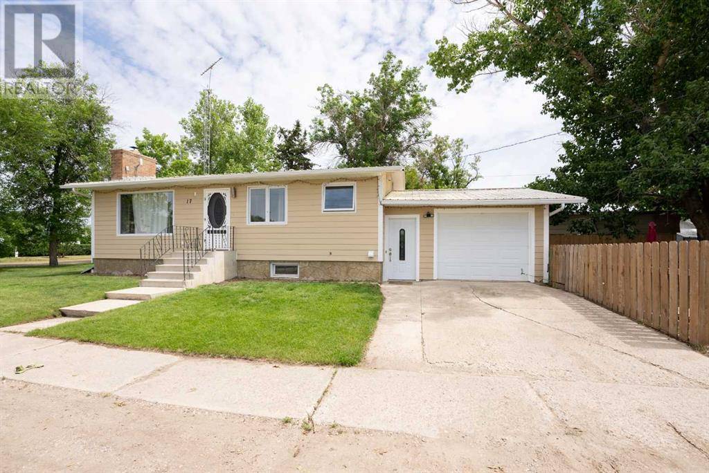 17 2 Street, Champion, AB T0L0R0