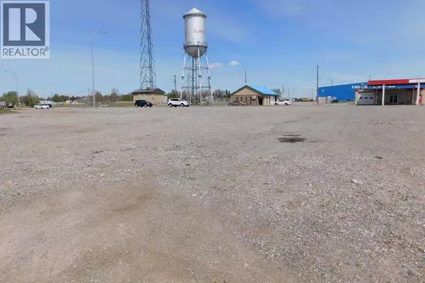 Claresholm, AB T0L0T0,4419 1  st Street W