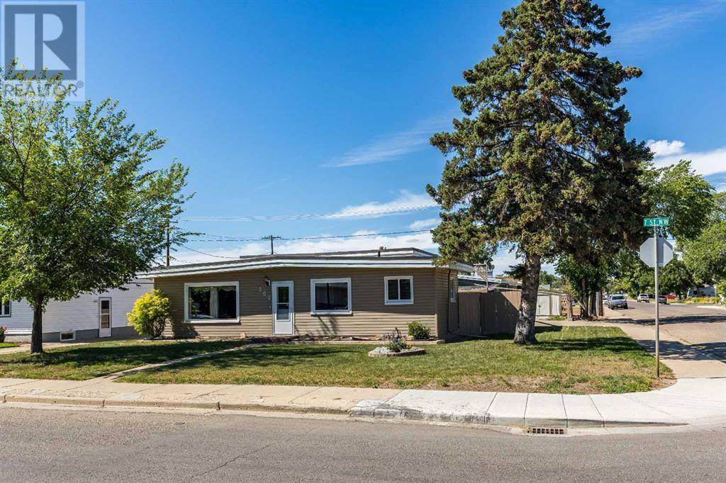 Medicine Hat, AB T1A6N6,202 7 Street NW