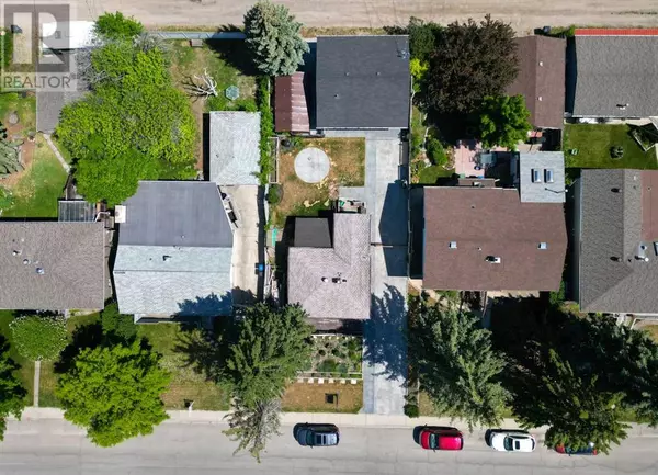 Calgary, AB T3B1L7,8012 33 Avenue NW
