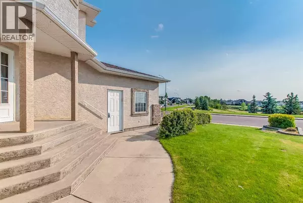 Medicine Hat, AB T1B5S3,87 Sunrise Road SW