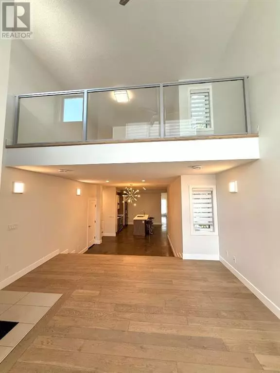 Calgary, AB T2E0H9,607,609,611,613 3 Avenue NE
