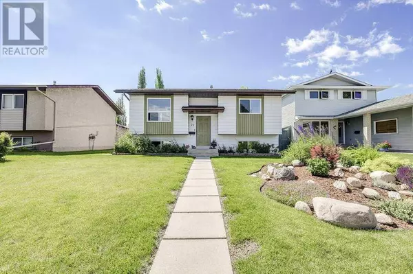 22 Mclevin Crescent, Red Deer, AB T4R1S9