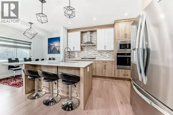 Calgary, AB T3J2K3,127 Saddlecrest Grove NE