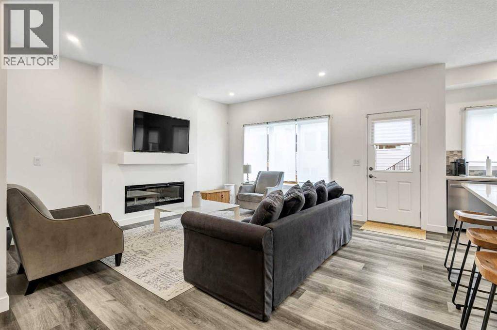 Calgary, AB T2Y0S5,890 Bluerock Way SW