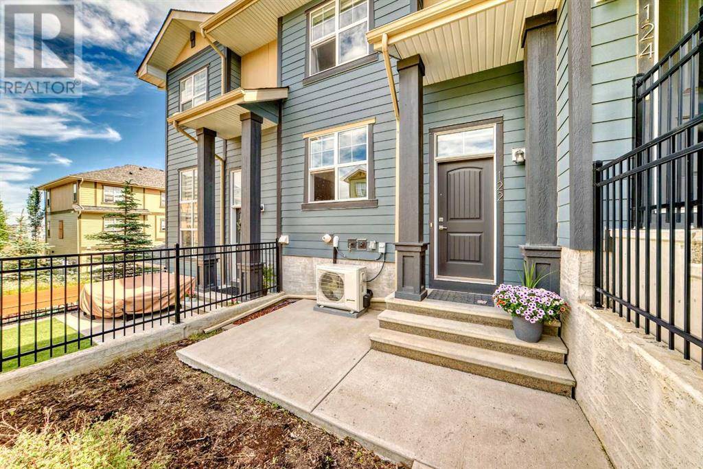 Calgary, AB T3P0S1,122 Evanscrest Gardens NW