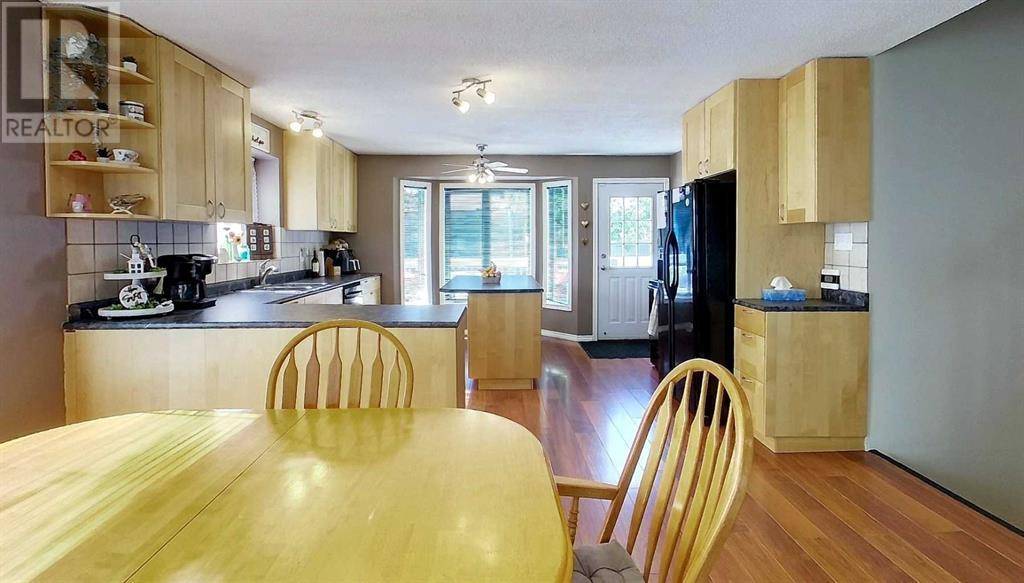 Edson, AB T7E1G2,5032 12 Avenue
