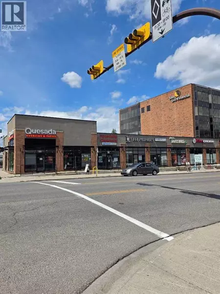 1107 Centre Street NW, Calgary, AB T2E2R1