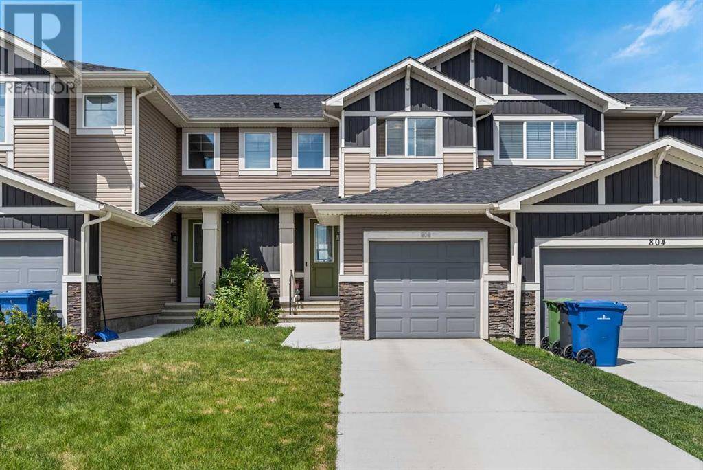 808 Marina Drive, Chestermere, AB T1X1Y7