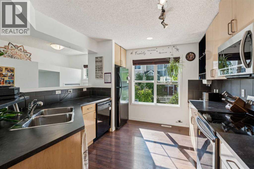Calgary, AB T2Z0A7,3198 New Brighton Gardens SE
