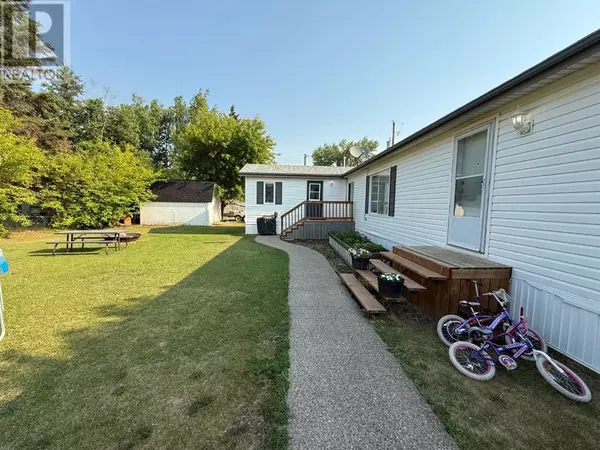 La Crete, AB T0H2H0,10018 95 Ave