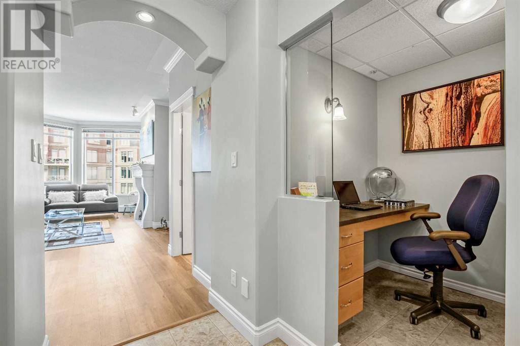 Calgary, AB T2N4Y7,703, 1718 14 Avenue NW