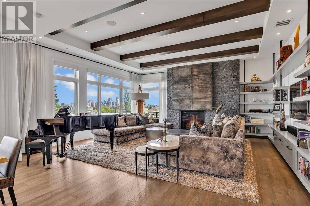 Calgary, AB T2T6X3,301, 3030 17 Street SW