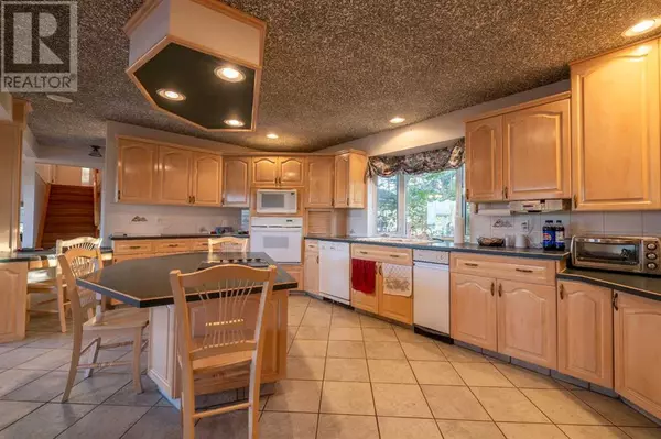 Rural Northern Sunrise County, AB T0H3B0,83246 Range Road 211