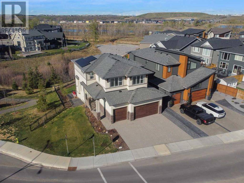 9 Cranbrook Cape SE, Calgary, AB T3M3L5
