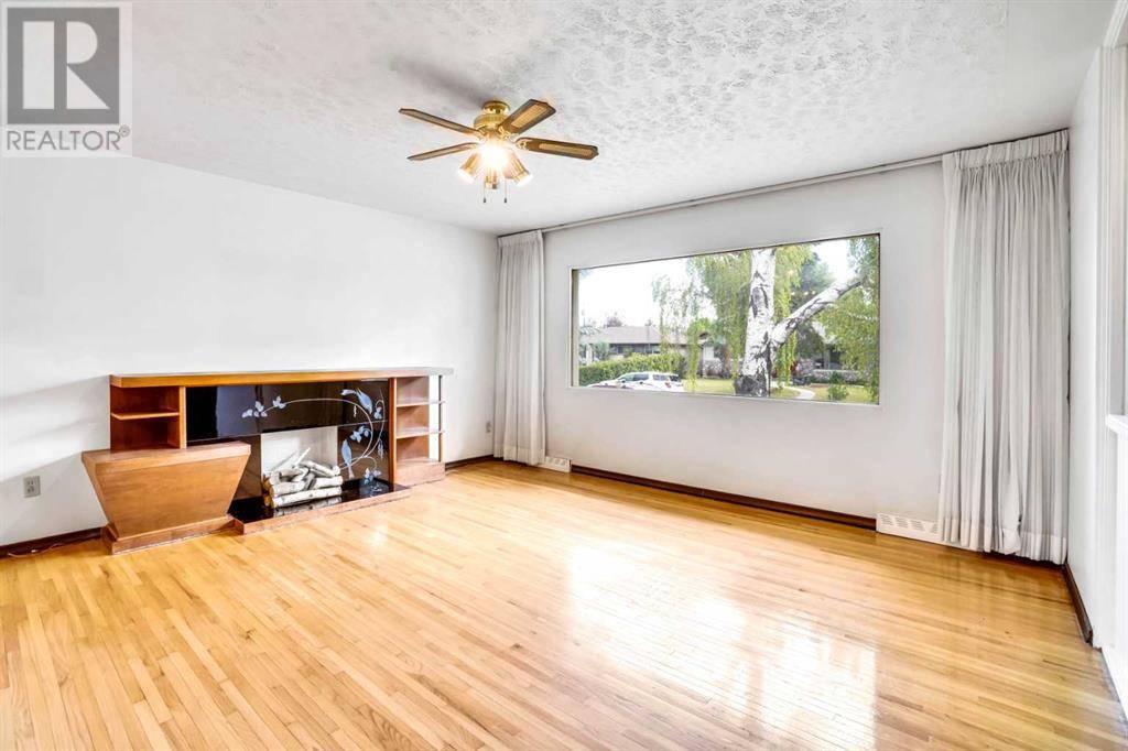 Calgary, AB T2V3H2,53 Hollyburn Road SW