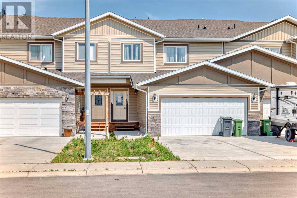 1242 Westmount Drive, Strathmore, AB T1P1Y9