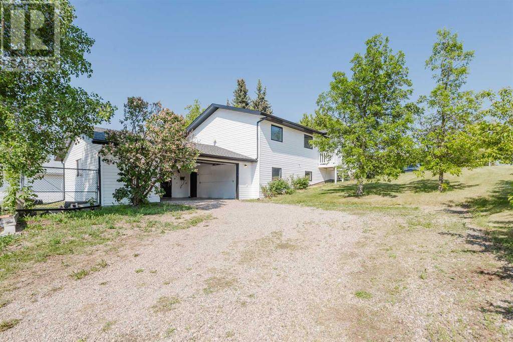 Delburne, AB T0M0V0,2102 24 Avenue