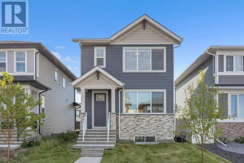 4 Birch Glen, Okotoks, AB T1S5S9