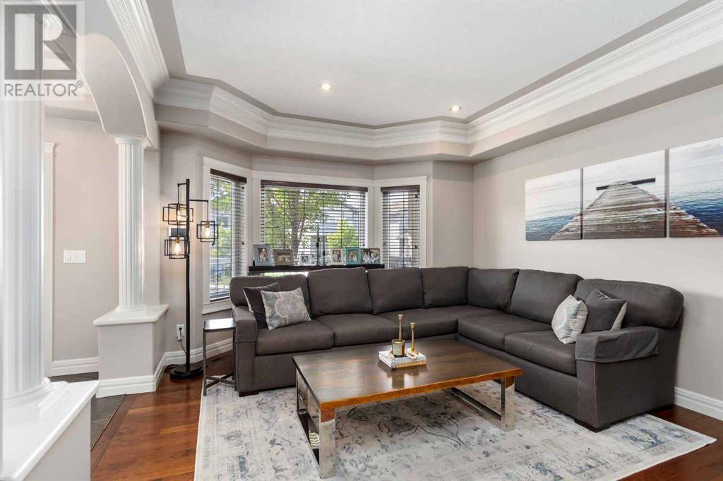 Fort Mcmurray, AB T9K0W2,157 Juniper Street