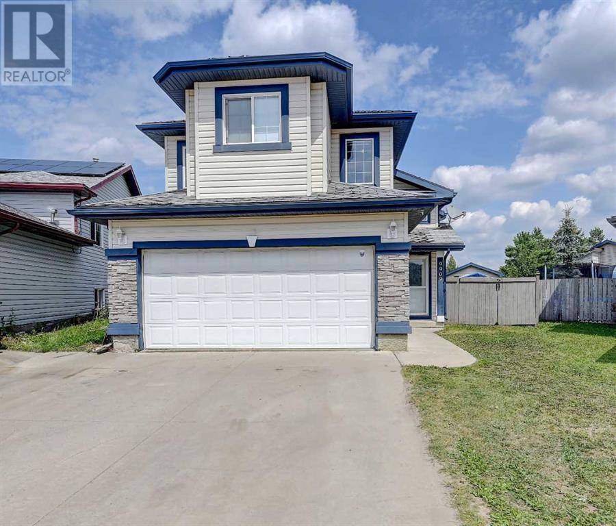 9909 90A Street, Grande Prairie, AB T8X1T3