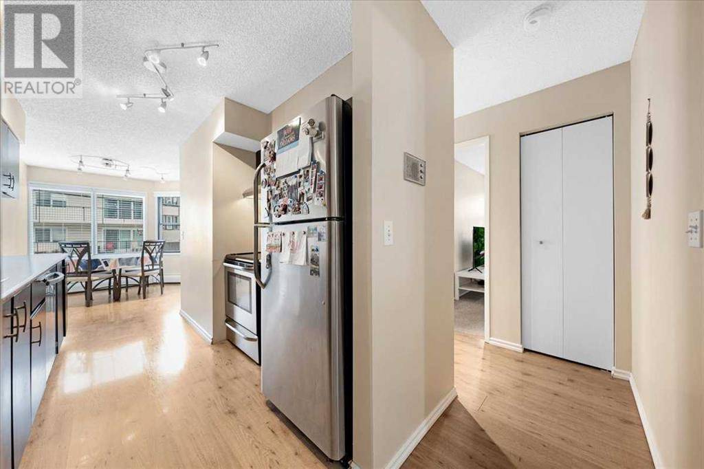Calgary, AB T2V0H4,206, 630 57 Avenue SW