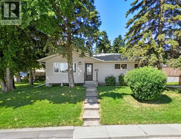 321 Haddon Road SW, Calgary, AB T2V2Z4