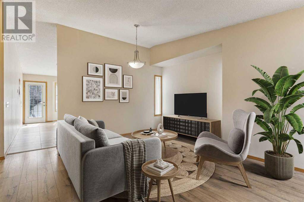 Calgary, AB T3K4G2,810 Coventry Drive NE
