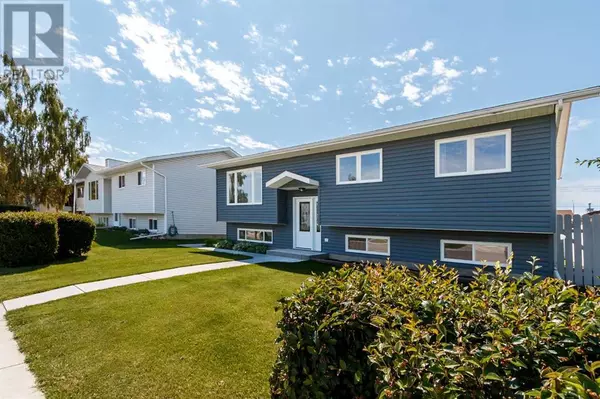 Olds, AB T4H1C3,5607 43 St Close
