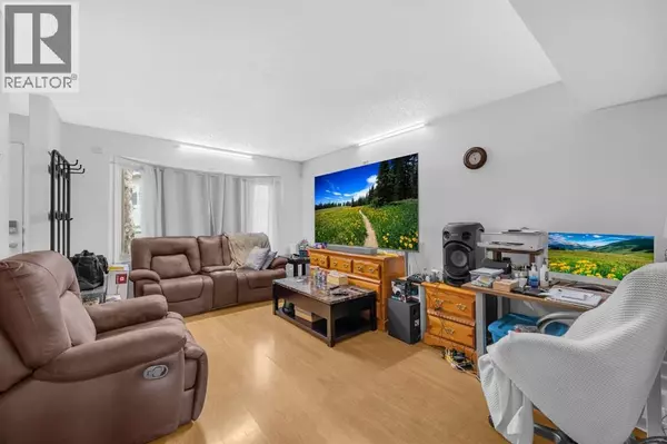 Calgary, AB T3J3B6,55 Falshire Terrace NE