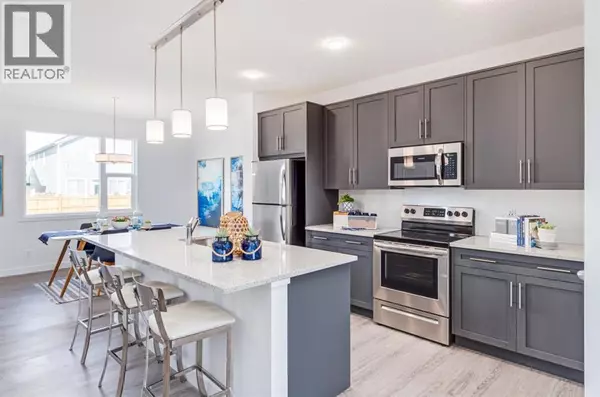 72 Creekside Rise SW, Calgary, AB T2X6G8