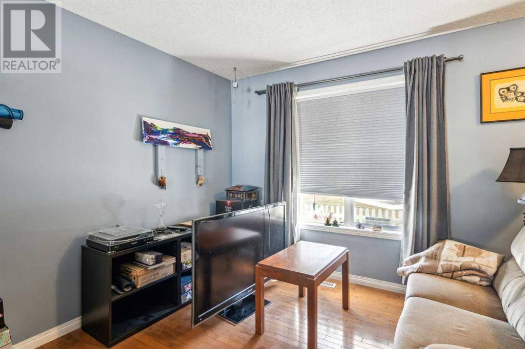 Calgary, AB T2Z0A2,3310 New Brighton Gardens SE