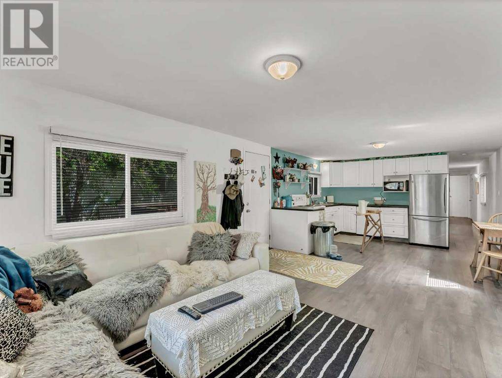 Medicine Hat, AB T1A7L1,68 Cactus Street SW