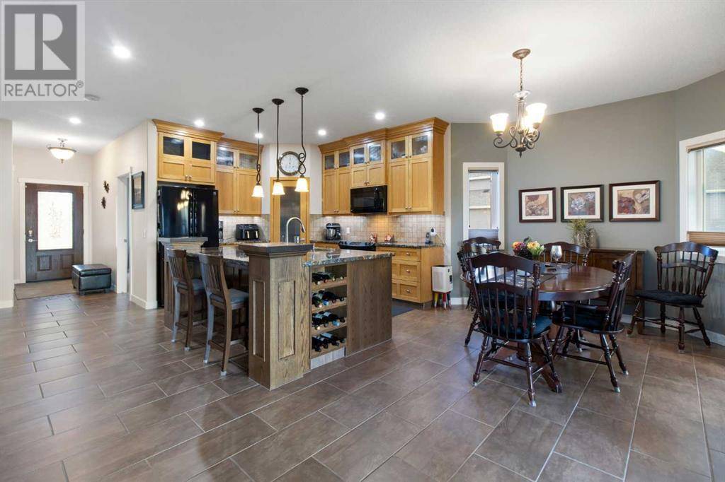 Strathmore, AB T1P1X1,1033 Hillcrest Manor Estates