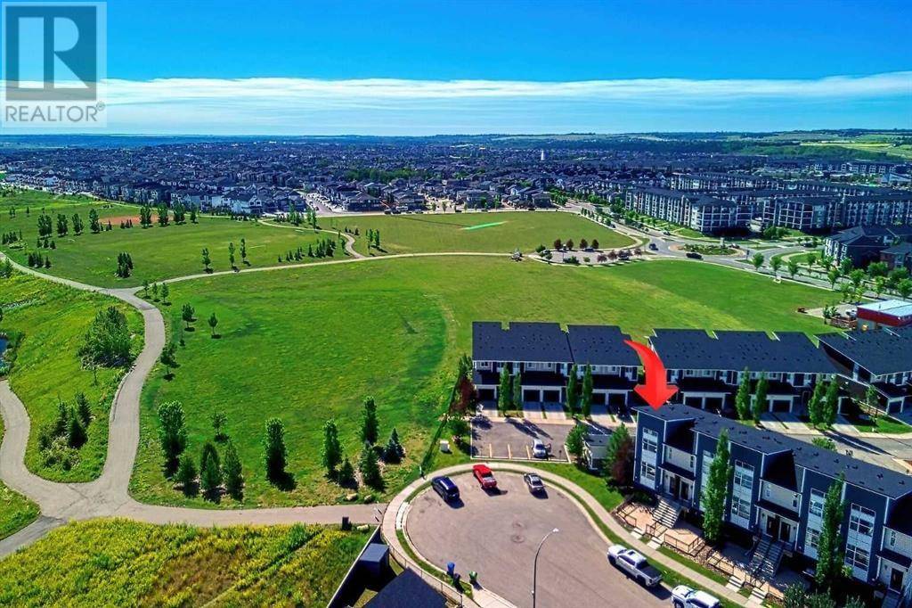 Calgary, AB T2X2A7,10 Walden Lane SE