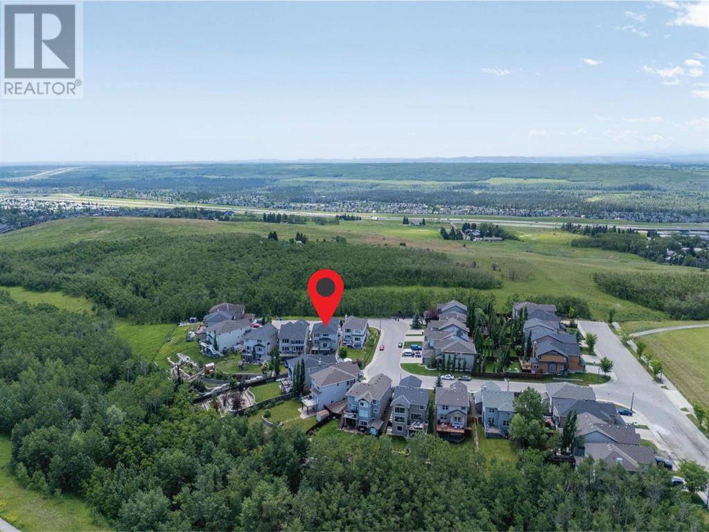 Calgary, AB T3H0L4,40 Val Gardena Court SW