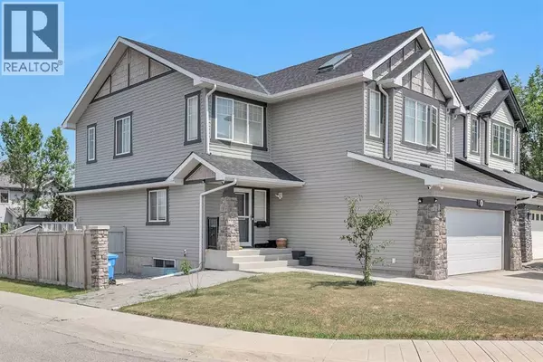 188 Panamount Manor NW, Calgary, AB T3K6H9