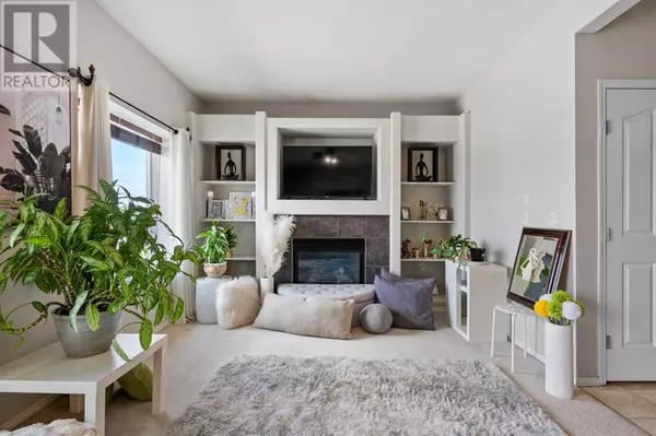 702, 720 Willowbrook Road NW, Airdrie, AB T4B2Y9