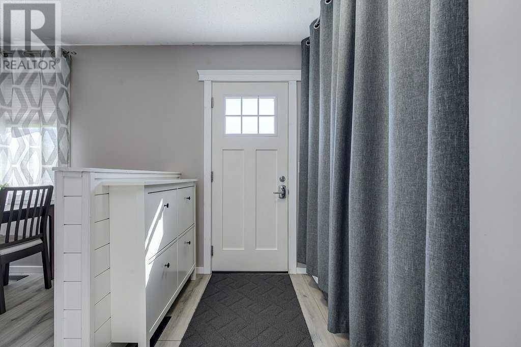 Red Deer, AB T4P2A9,19, 7124 Gray Drive