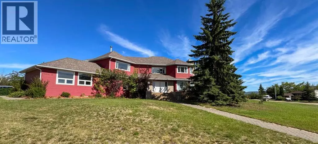 10010 89 Street, Peace River, AB T8S1N8