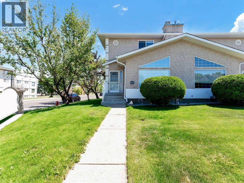 Medicine Hat, AB T1B4H4,101, 165 South Ridge Drive SE
