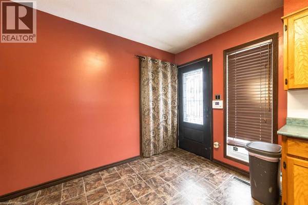Lloydminster, AB T9V1C9,3507 51 Avenue