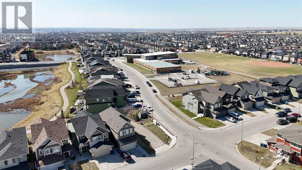 Calgary, AB T3J0J9,118 Saddlelake Way NE