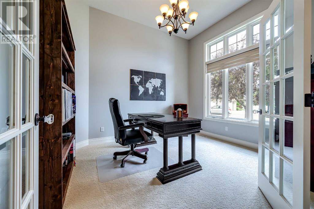 Red Deer, AB T4R2T2,99 Alexander Crescent